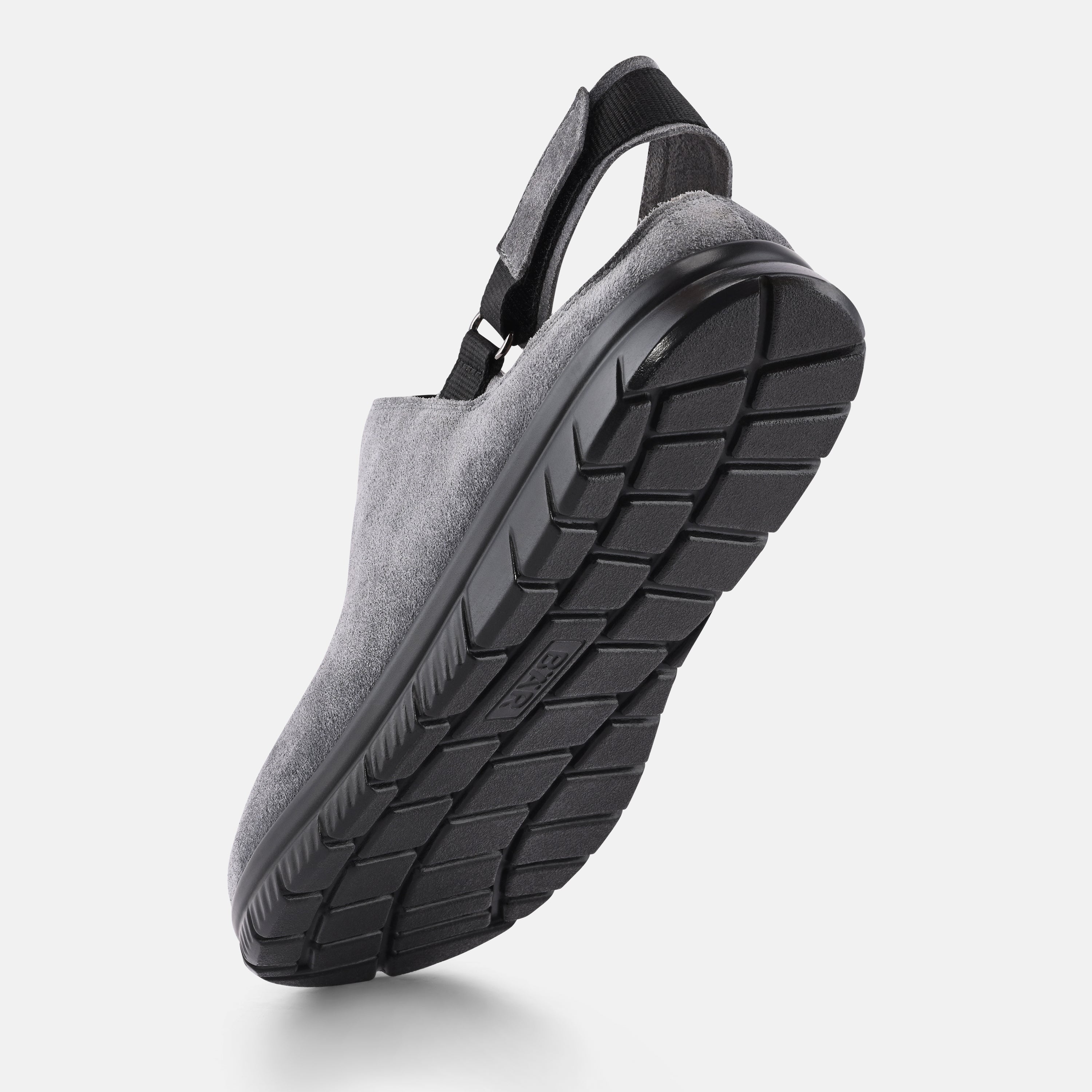 Men's Gray lightweight walking footwear Baer