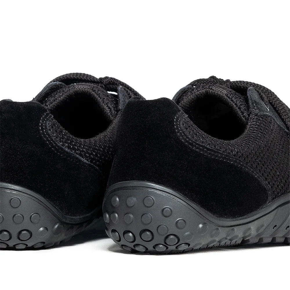 Natural movement sneakers Baer