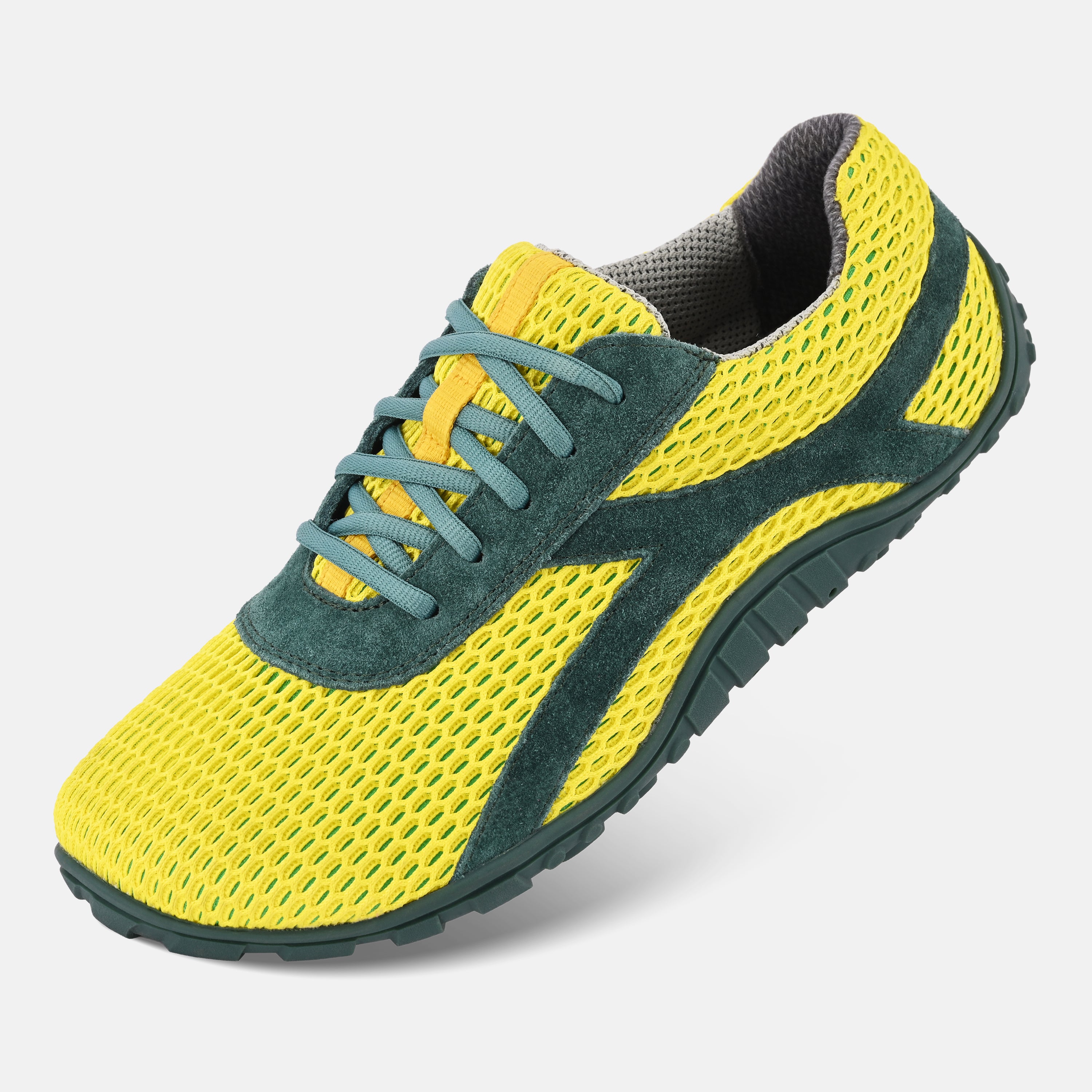 foot shaped jogging shoes Baer