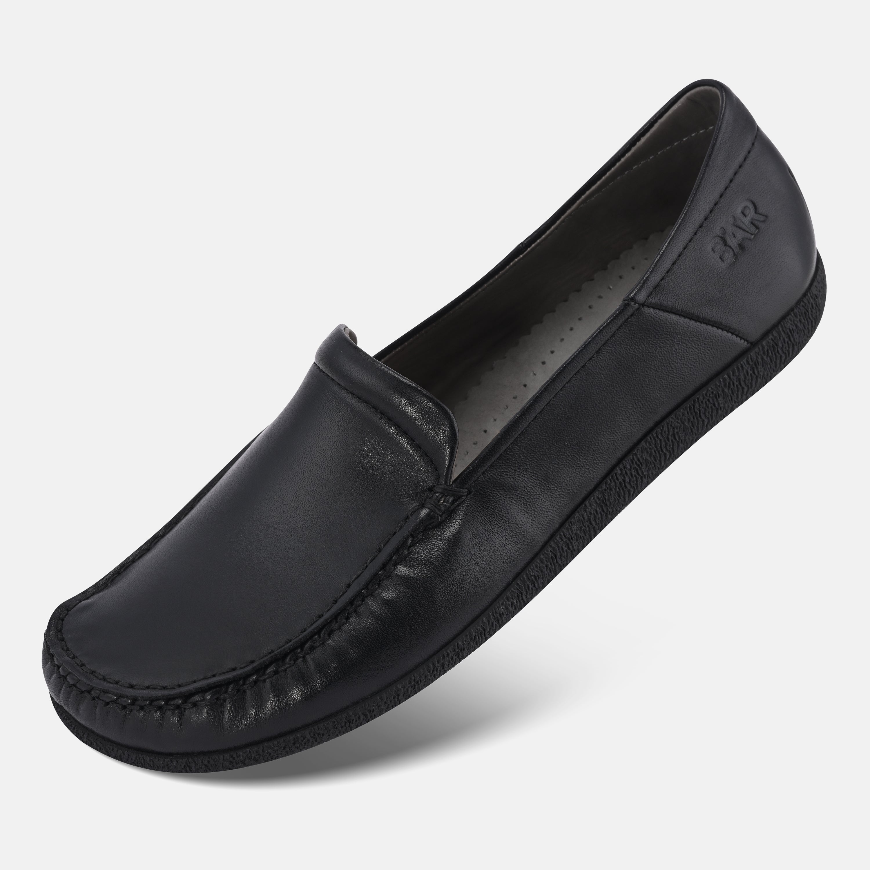 Women's Black leather slip on shoes Baer
