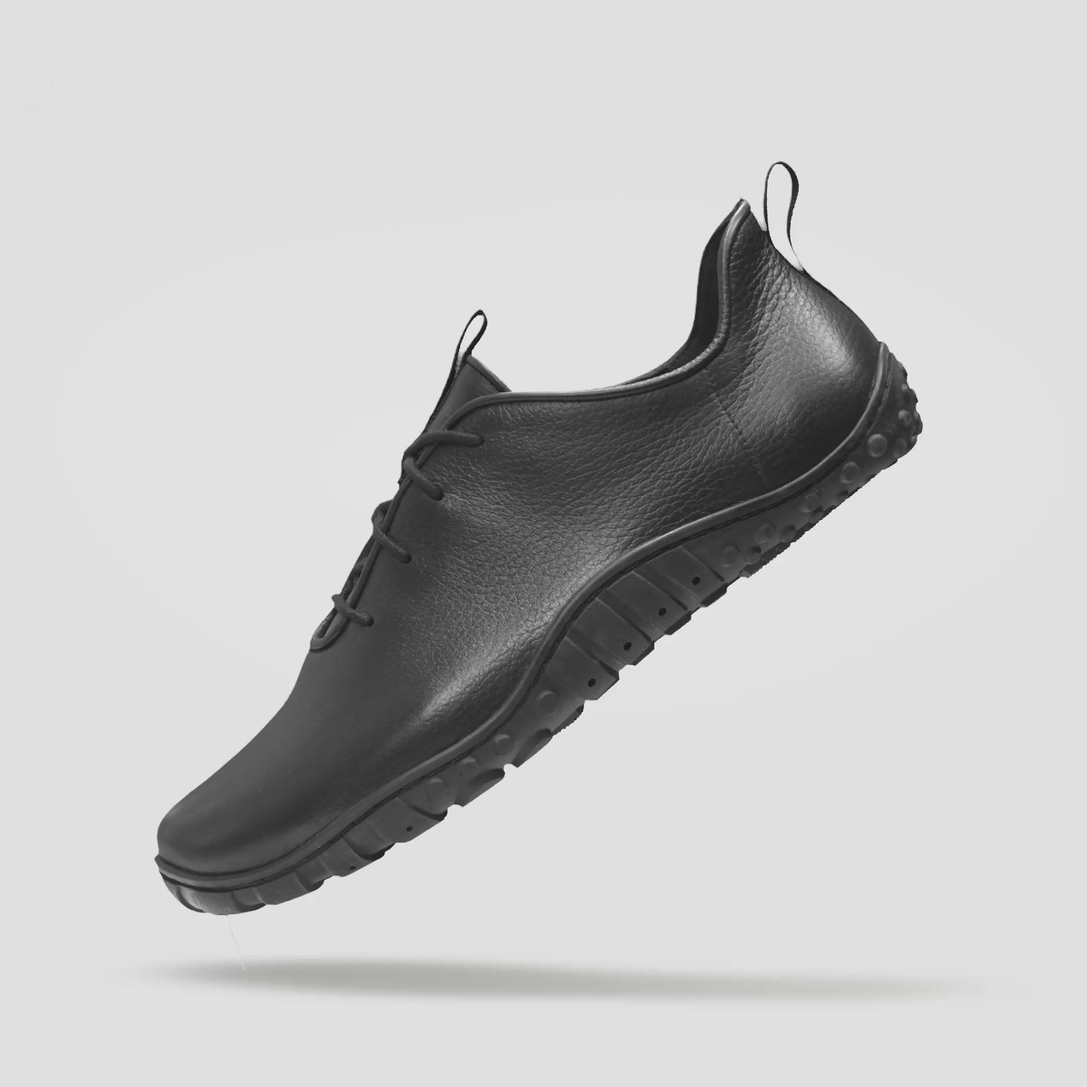 Load video: Mens barefoot leather formal shoes 