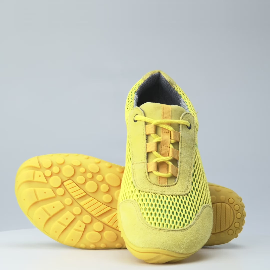 Load video: Comfy Barfuß - Yellow ( Baer Sole)