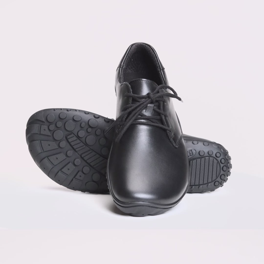 Load video: URBN Leder Exekutive - Black ( Baer Sole)